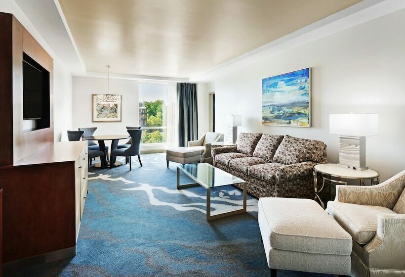 مجموعه ویستا شهر, The Tennessean Personal Luxury