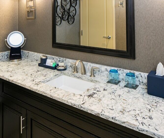 Premium Room City View, The Tennessean Personal Luxury