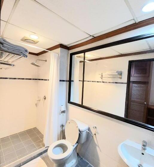 اتاق لوکس سه تخته, Sutera Inn Prima