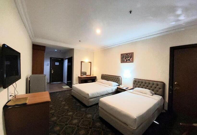 اتاق اجرایی سه نفره, Sutera Inn Prima