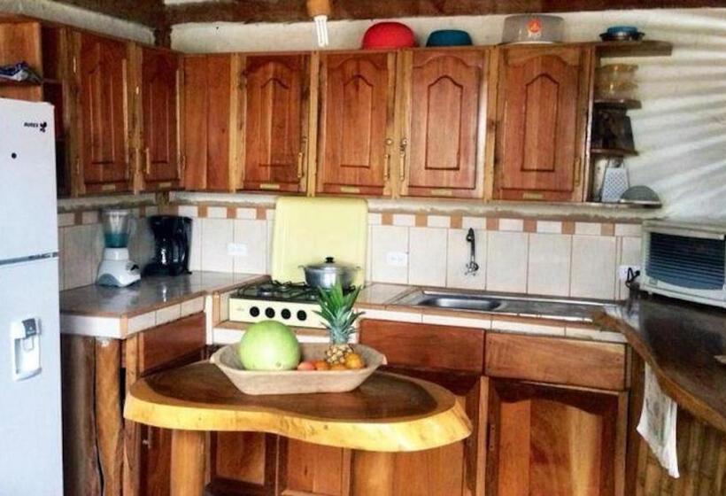 חדר קלאסי לארבעה, Hostal Rutamar