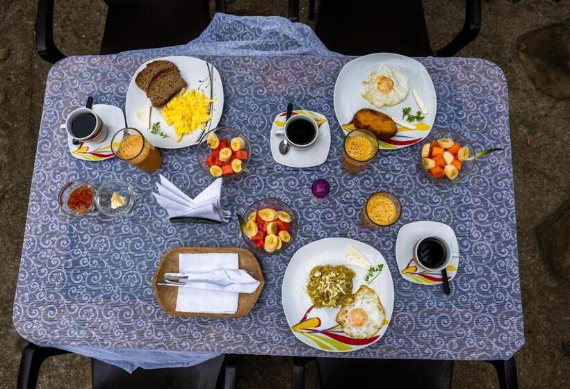 חדר קלאסי לארבעה, Hostal Rutamar