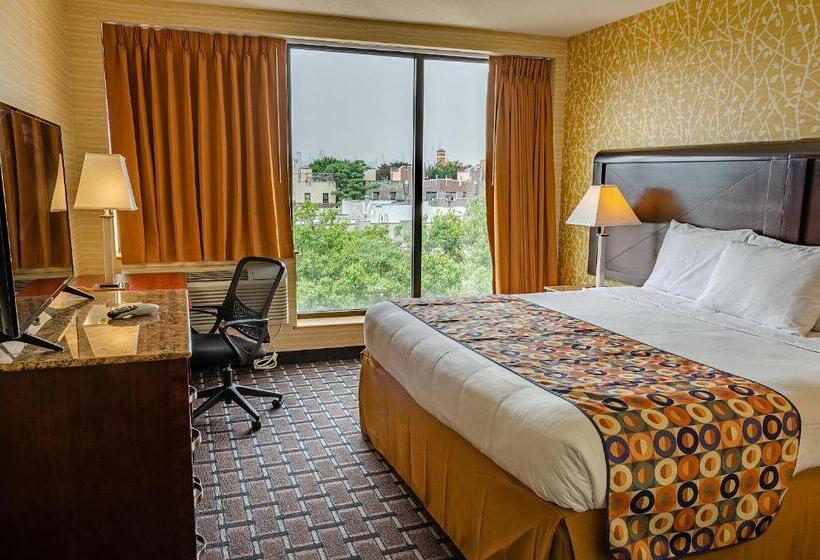 اتاق سوپریور با تخت بزرگ, Elmhurst