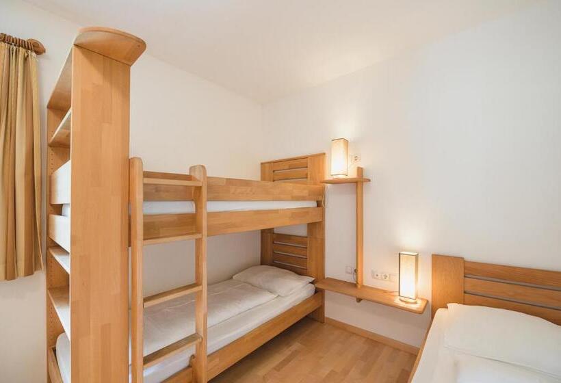 اتاق خانوادگی, Guesthouse St Nikolaus