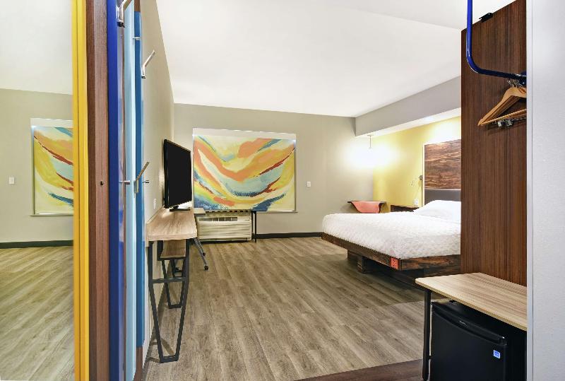 اتاق استاندارد با تخت بزرگ, Tru By Hilton Portland Airport Area