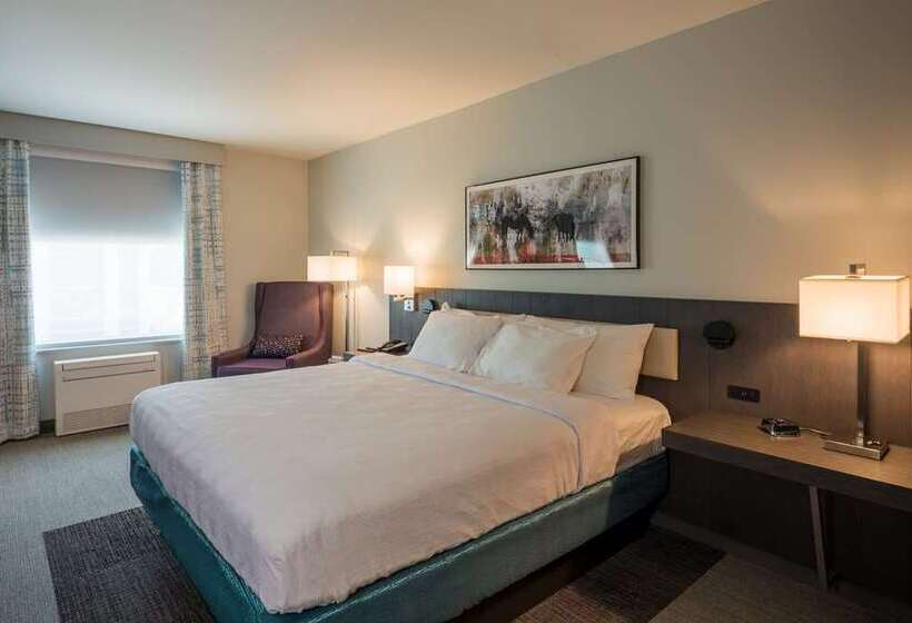 اتاق استاندارد با تخت بزرگ برای معلولان, Tru By Hilton Portland Airport Area