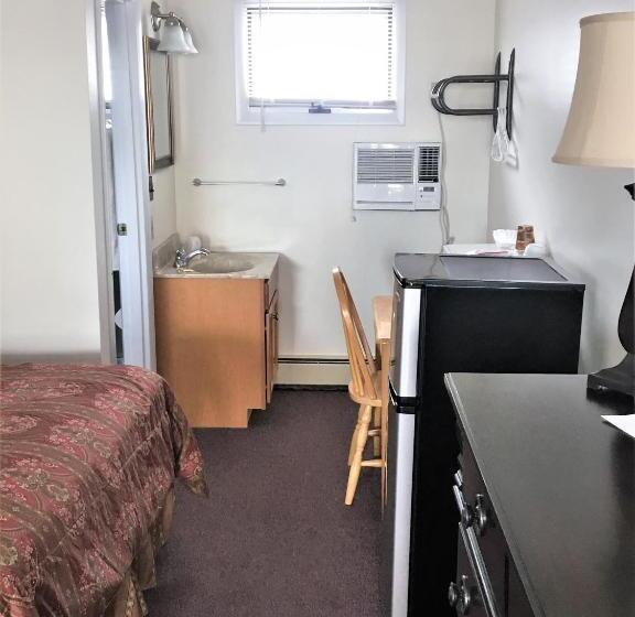 اتاق استاندارد, Sandpiper Beachfront Motel