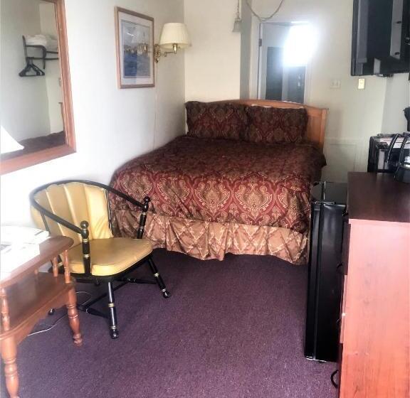 اتاق استاندارد, Sandpiper Beachfront Motel