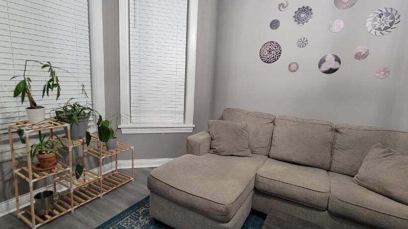 آپارتمان دلوکس 3 خوابه, Chicago Avenue Inn