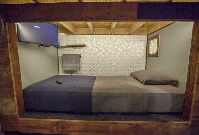 Cama en Habitación Compartida, Podshare East Hollywood