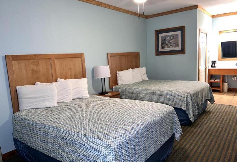 اتاق استاندارد با چشم‌انداز استخر, Pelican Bay Resort