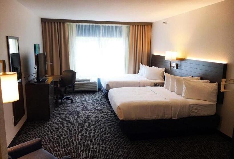 استودیوی استاندارد, Gundersen Hotel & Suites