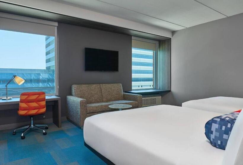 اتاق استاندارد با تخت دو نفره بزرگ, Aloft Richardson