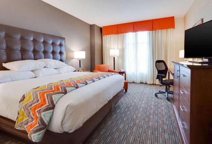 اتاق استاندارد با تخت بزرگ برای معلولان, Drury Inn & Suites Fort Myers Airport Fgcu