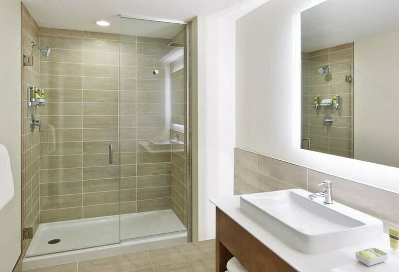 استودیوی استاندارد, Element Seattle Redmond