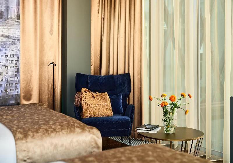 اتاق استاندارد برای معلولان, The Line Hotel Dc