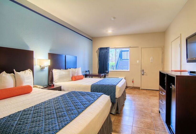 اتاق اکونومی, Alister Square Inn