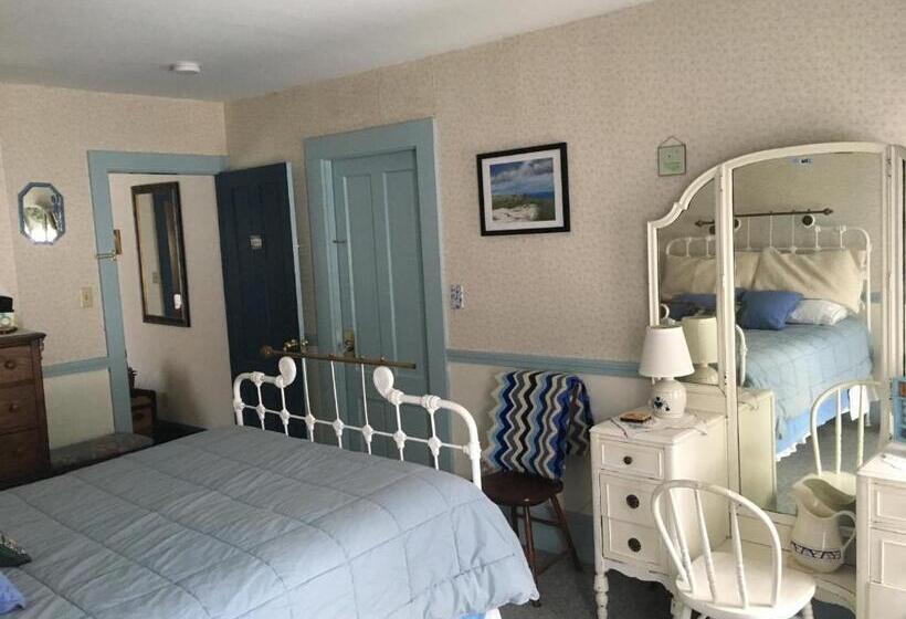 اتاق اکونومی, Timber Post Bed & Breakfast