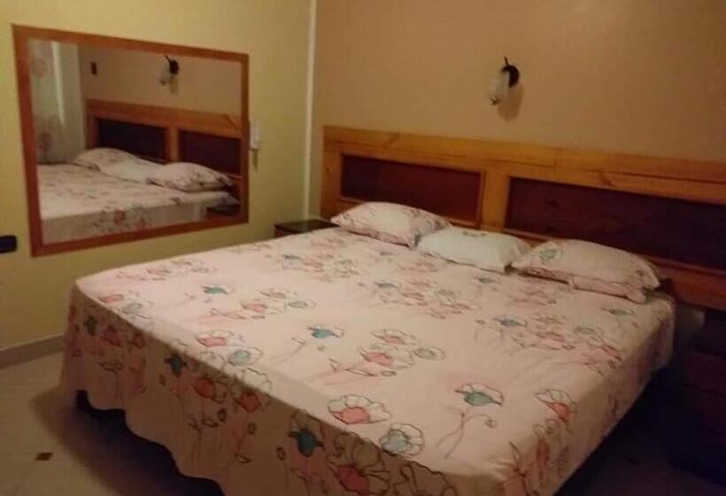 اتاق لوکس با تخت بزرگ, Paradisse