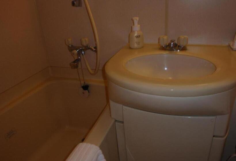 اتاق استاندارد یک نفره, Crown Hills Okaya