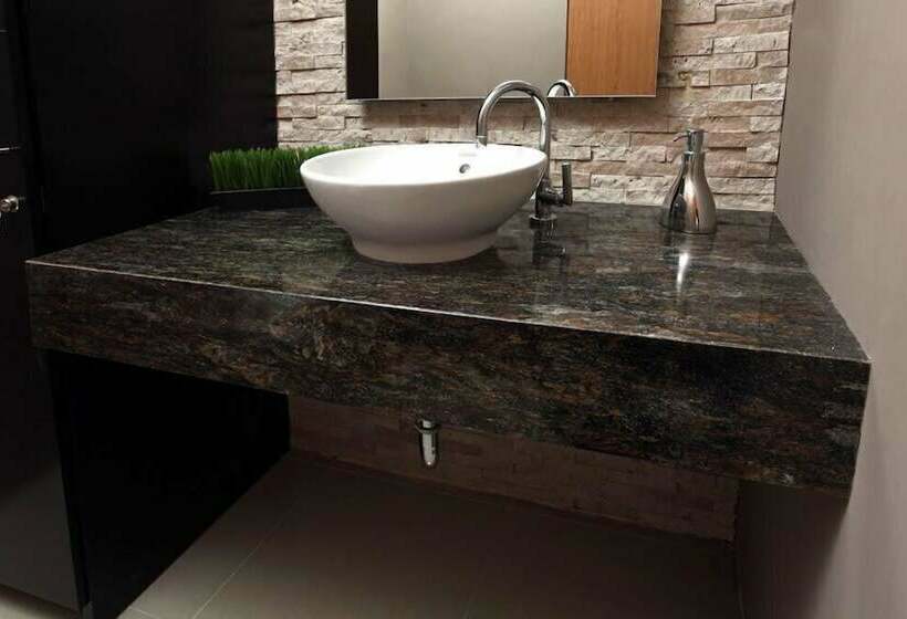 اتاق استاندارد, Hostal Mica