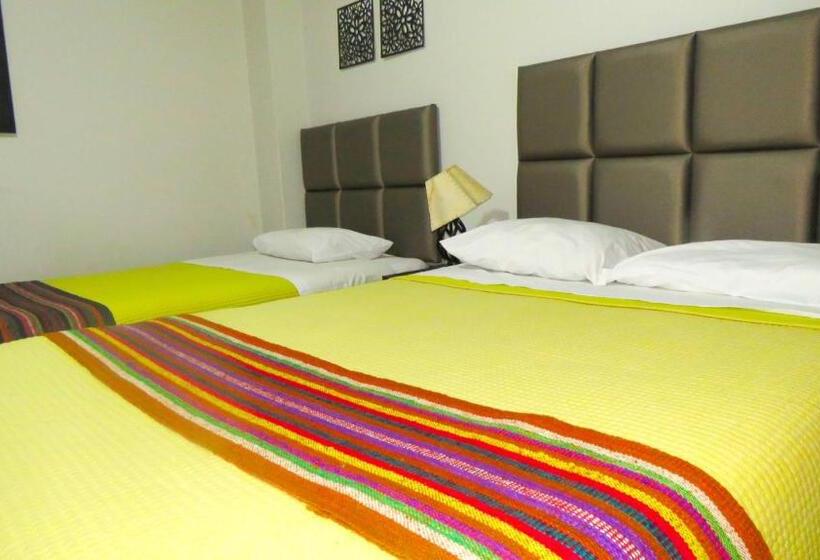 اتاق لوکس خانوادگی, Hostal Mica