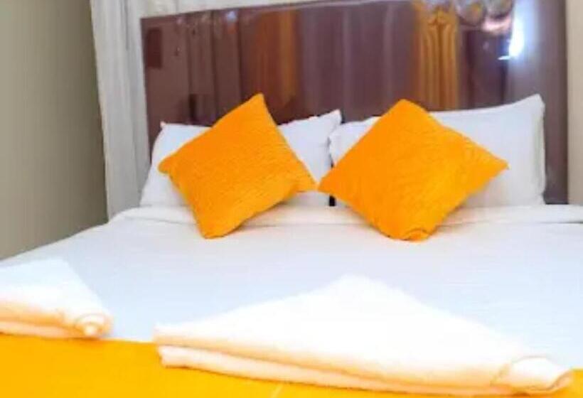 اتاق اکونومی, The Machakos Courtyard Inn