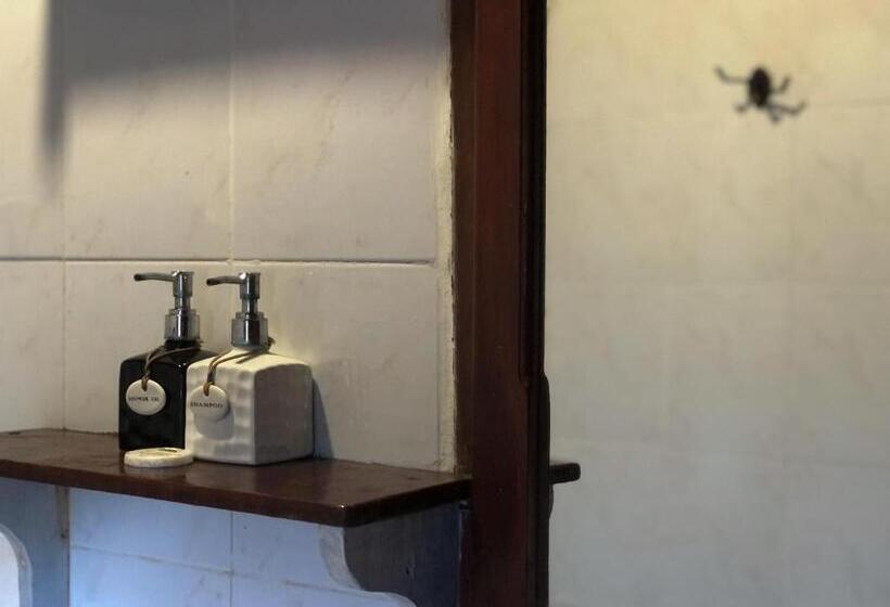 اتاق استاندارد, Mekong Riverside Lodge