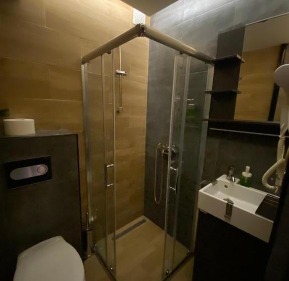 اتاق لوکس, Motel Stari Hrast