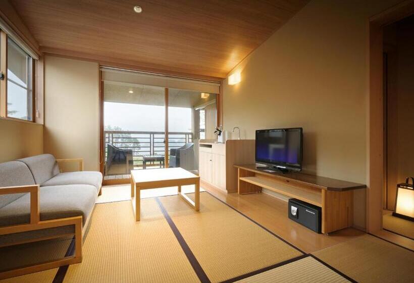 اتاق استاندارد با چشم‌انداز دریا, Nagisatei Taroan