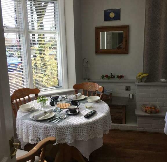 اتاق استاندارد با چشم‌انداز باغ, Southend Airport Bed & Breakfast