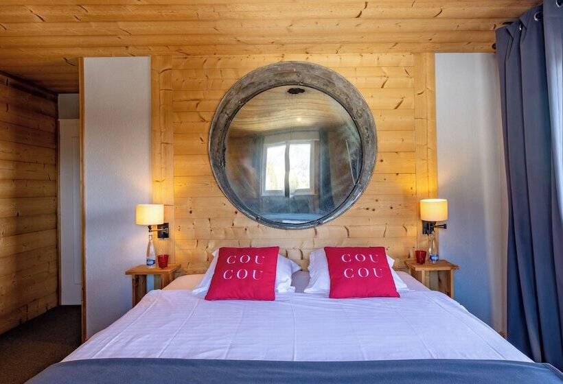 کلبه ییلاقی, Le Coucou Hotel Restaurant & Lounge Bar