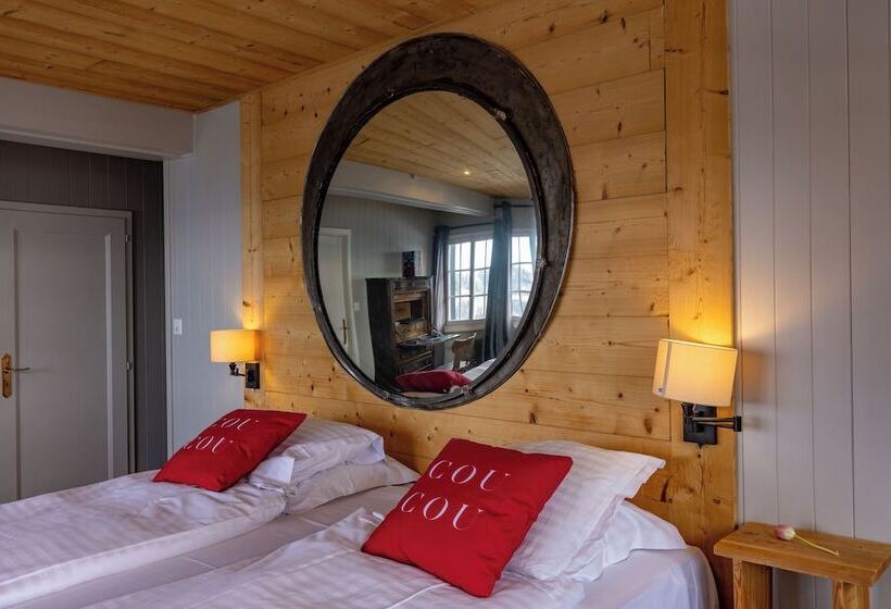 کلبه ییلاقی, Le Coucou Hotel Restaurant & Lounge Bar