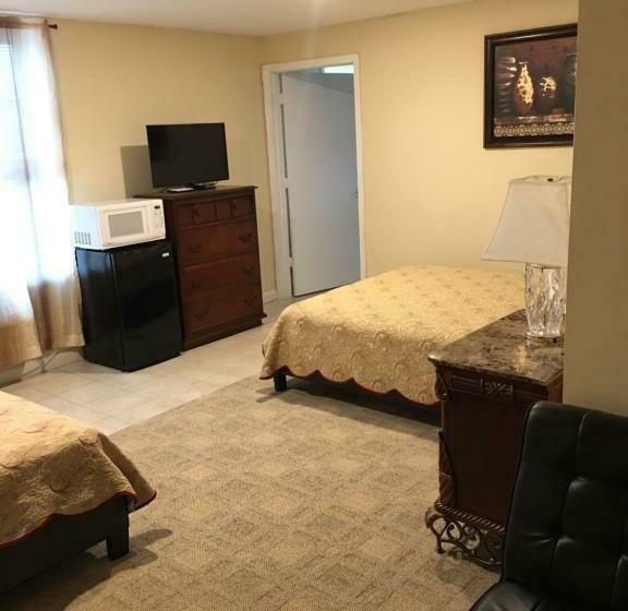 اتاق استاندارد, Misquamicut Beach Front Inn