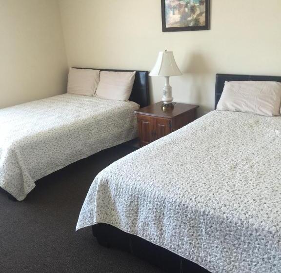 اتاق استاندارد, Misquamicut Beach Front Inn