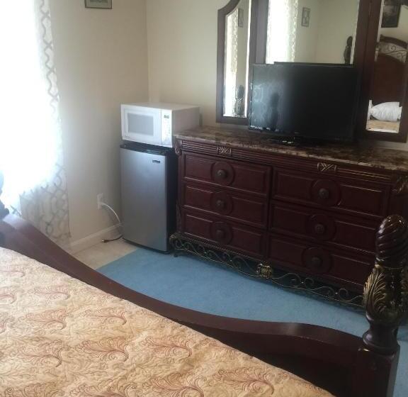 اتاق استاندارد با تخت بزرگ, Misquamicut Beach Front Inn