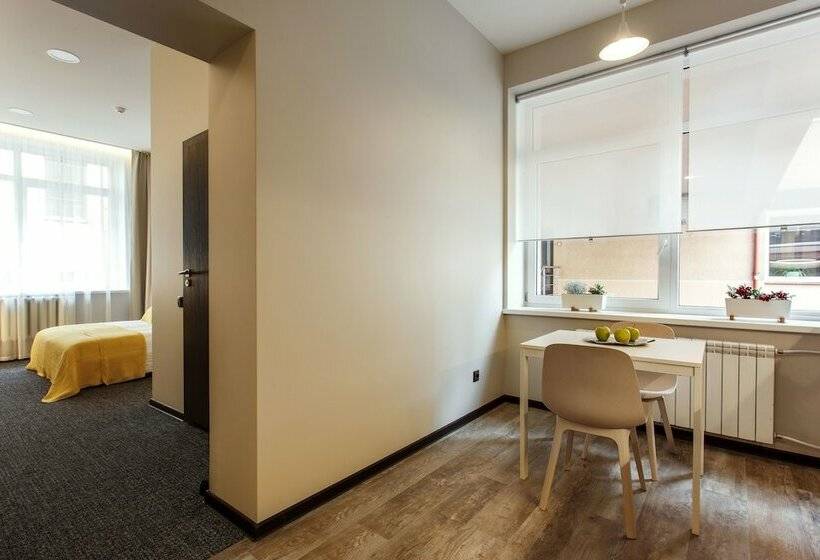 آپارتمان 1 خوابه, Old Town Trio Hostel Rooms
