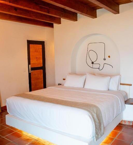 سوییت سوپریور, Hanna Hotel Boutique