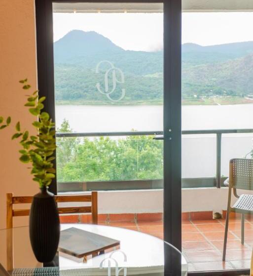 سوییت سوپریور, Hanna Hotel Boutique