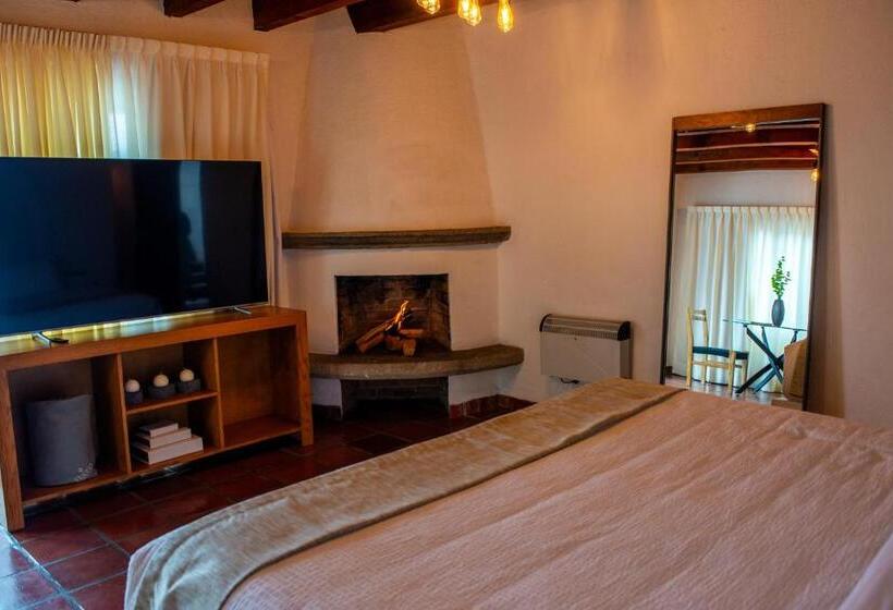 سوییت سوپریور, Hanna Hotel Boutique