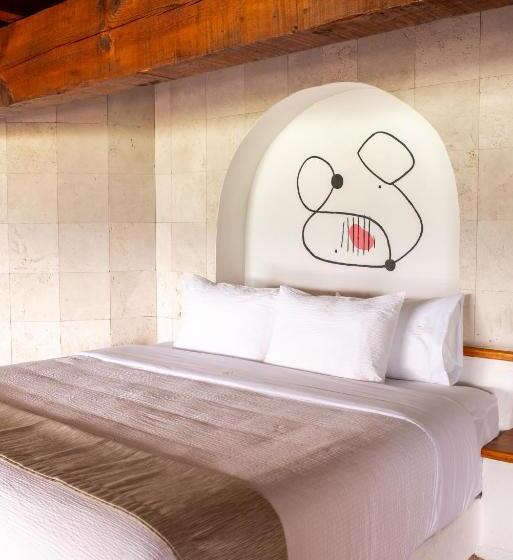 سوییت سوپریور, Hanna Hotel Boutique