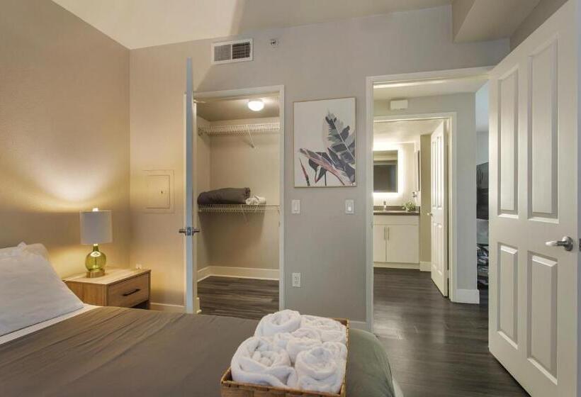 اتاق استاندارد با بالکن, Santa Monica 2bedrooms Pool&gym&free Parking