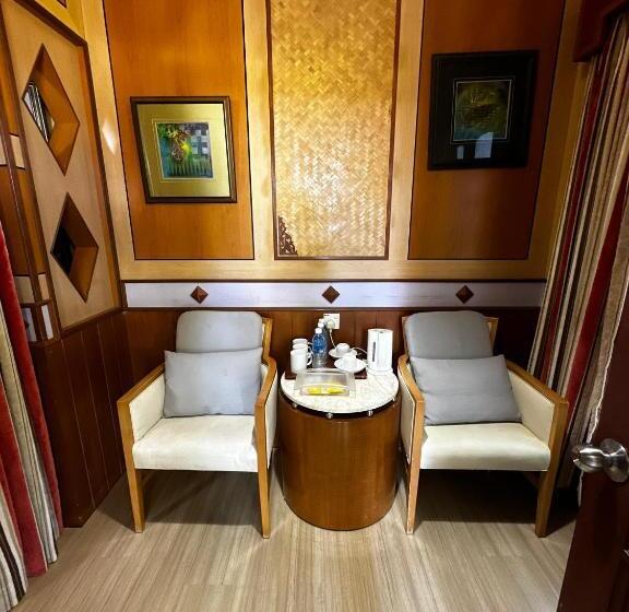 اتاق استاندارد سه تخته با چشم‌انداز باغ, Shari La Perhentian Island Resort