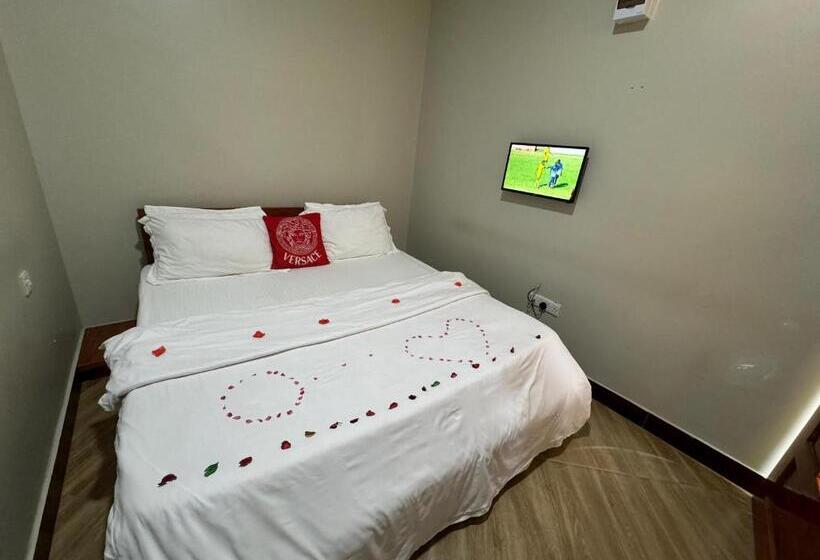 اتاق استاندارد, Standard Self Contained Room