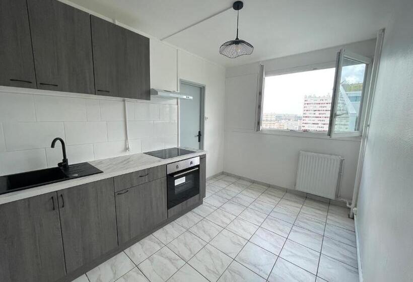 آپارتمان 1 خوابه با چشم‌انداز, Auberge Paris La Défense