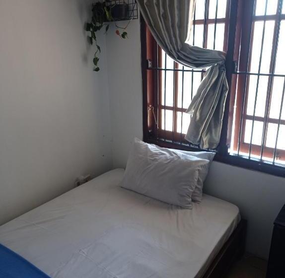 اتاق اکونومی, Zzz Hostel Ijen