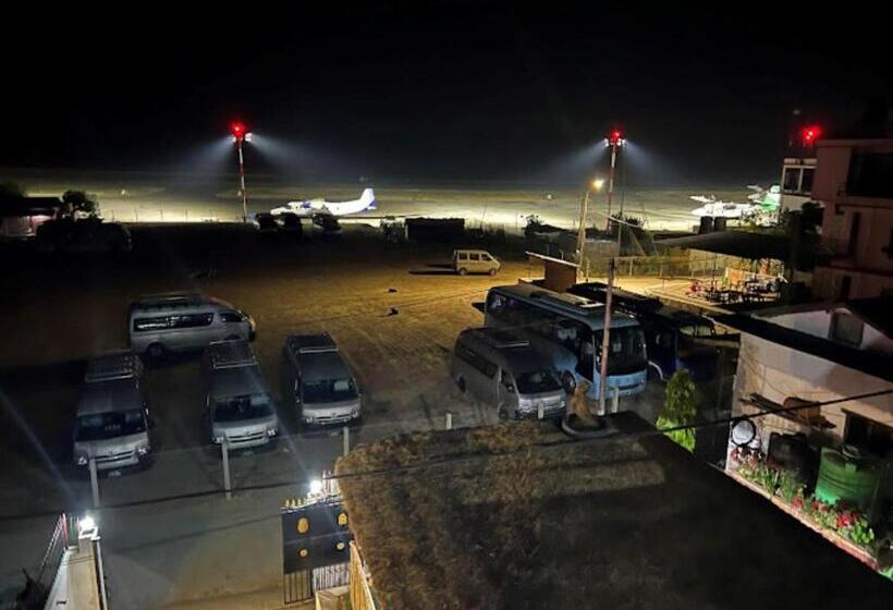 اتاق استاندارد یک نفره, Tm Guest House