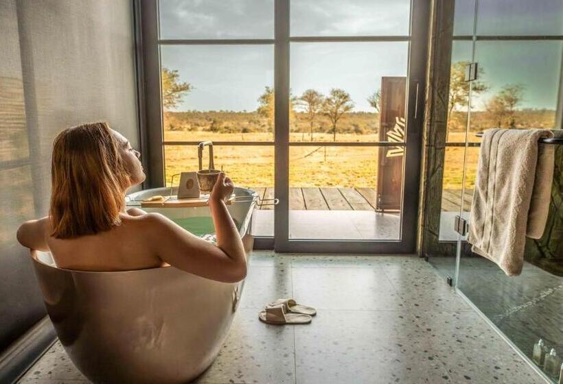 اتاق استاندارد با تخت بزرگ برای معلولان, Ximuwu Safari Lodge