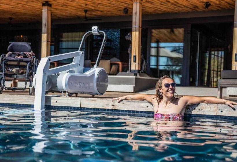 اتاق استاندارد با تخت بزرگ برای معلولان, Ximuwu Safari Lodge