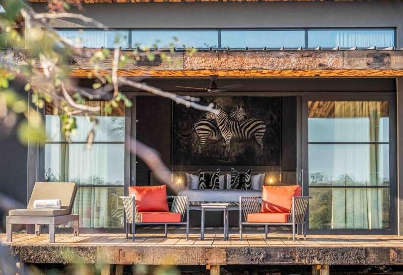 اتاق لوکس با تخت بزرگ, Ximuwu Safari Lodge